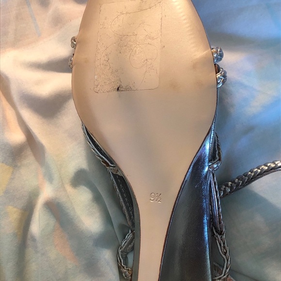 Badgley Mischka Silver Sandals 9.5 Never Worn - Picture 5 of 5